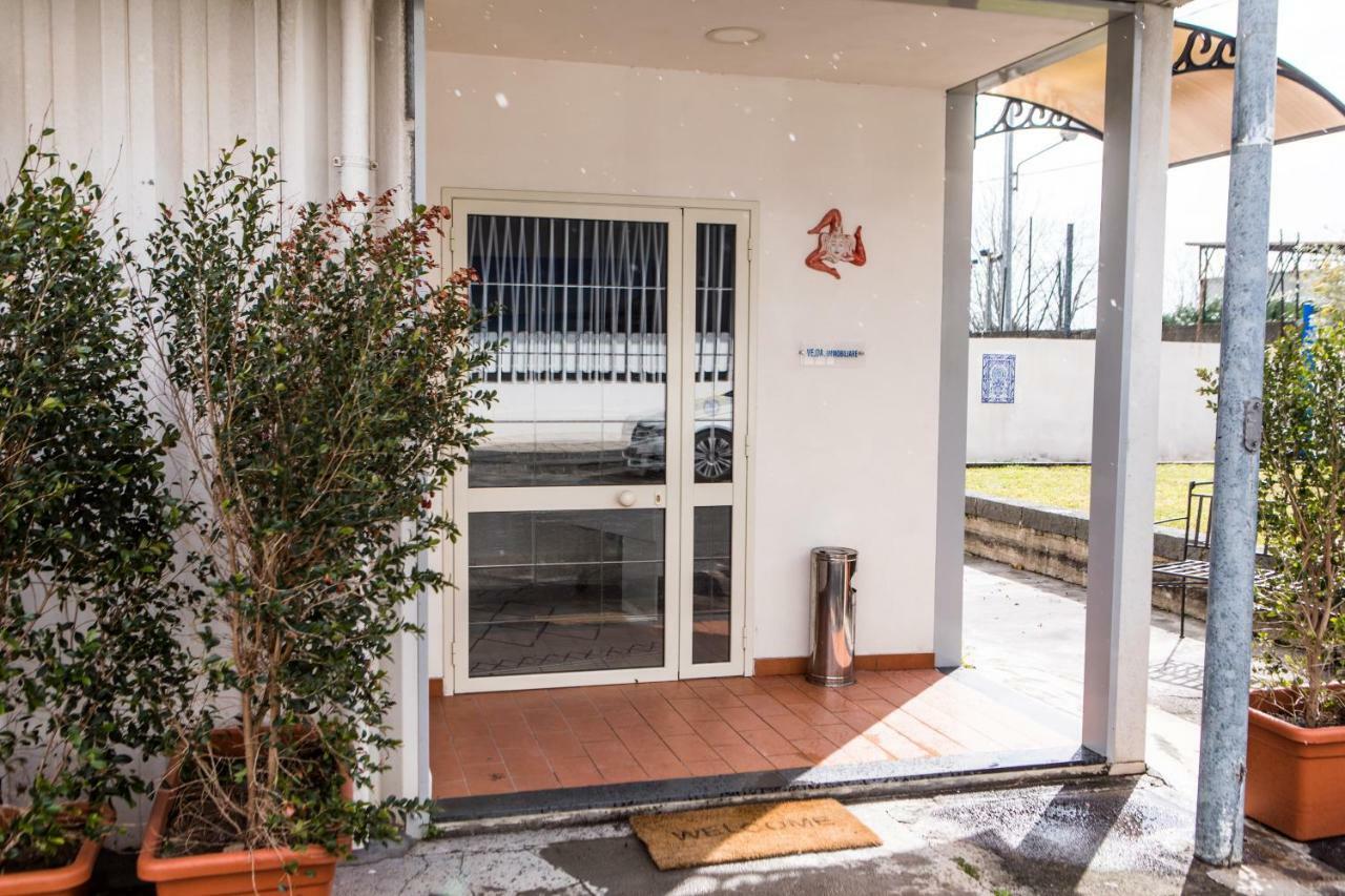 Veda Elegant Rooms Fiumefreddo di Sicilia Exterior photo