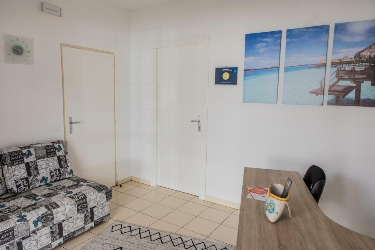 Veda Elegant Rooms Fiumefreddo di Sicilia Exterior photo